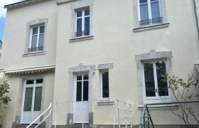 Ravalement de façade à Nantes avec peinture des boiserie 